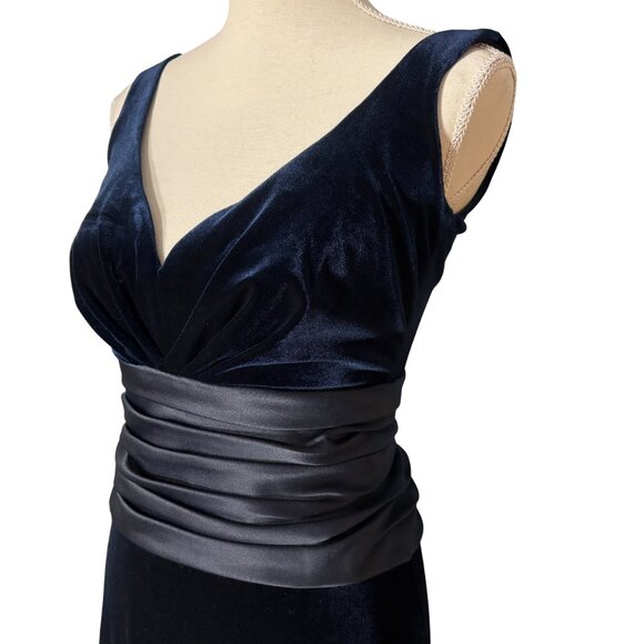 T Tadashi Shoji Velvet Gown maxi dress size 4 S small midnight navy blue holiday - Picture 2 of 12